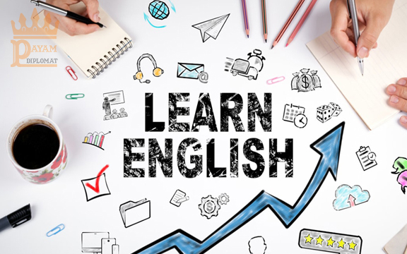 کتاب‌های آموزش زبان انگلیسی یکی از ابتدایی‌ترین را‌ه ها برای یادگیری زبان هستند؛  برخی از این کتاب‌های آموزشی زبان انگلیسی نسبت به دیگر کتاب‌های آموزش زبان انگلیسی  از سطح علمی بالاتر و بهتری برخوردار هستند